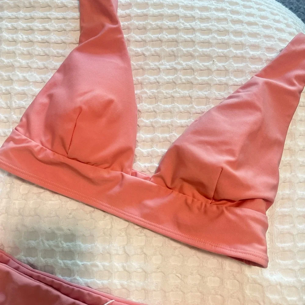 Maybe Volcom Bikini - Picture 2 of 3